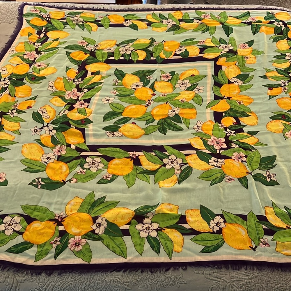Lemons Lemons. Gorgeous scarf